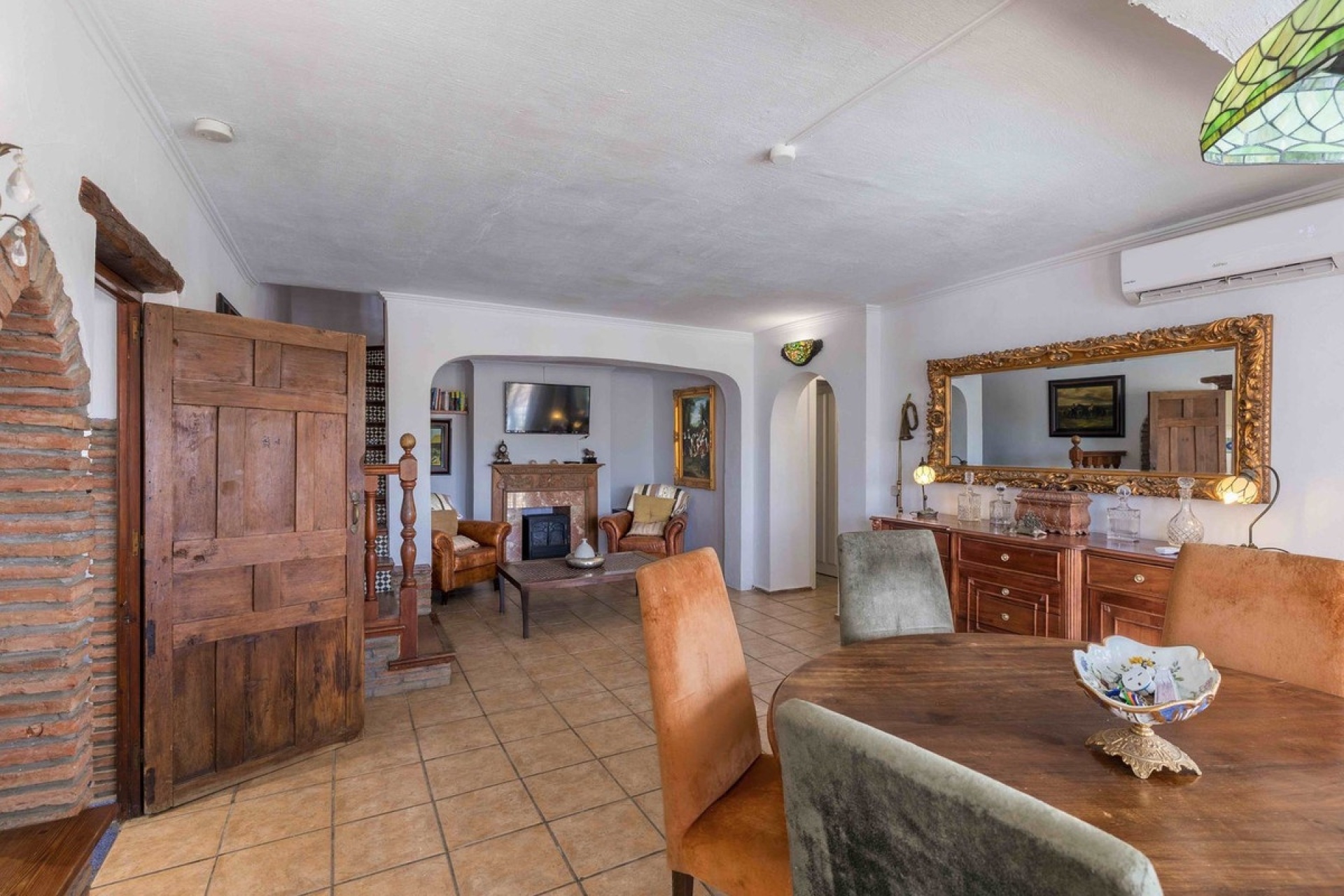 Resale - Villa - Estepona - Estepona Centro