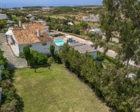 Resale - Villa - Estepona - Estepona Centro