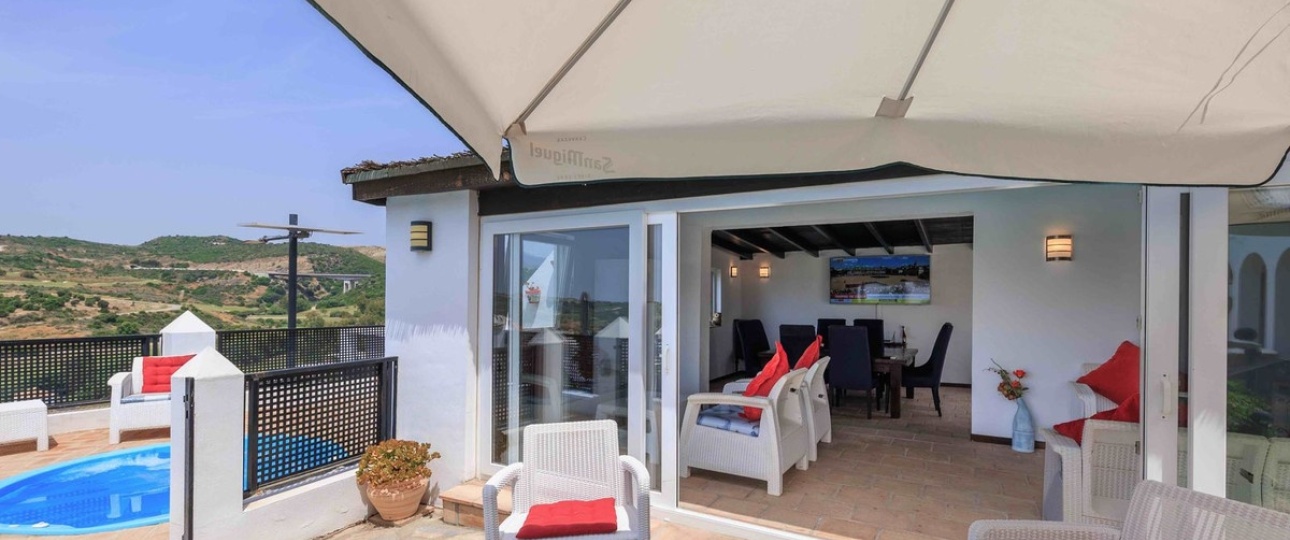 Resale - Villa - Estepona - Estepona Centro