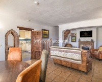 Resale - Villa - Estepona - Estepona Centro