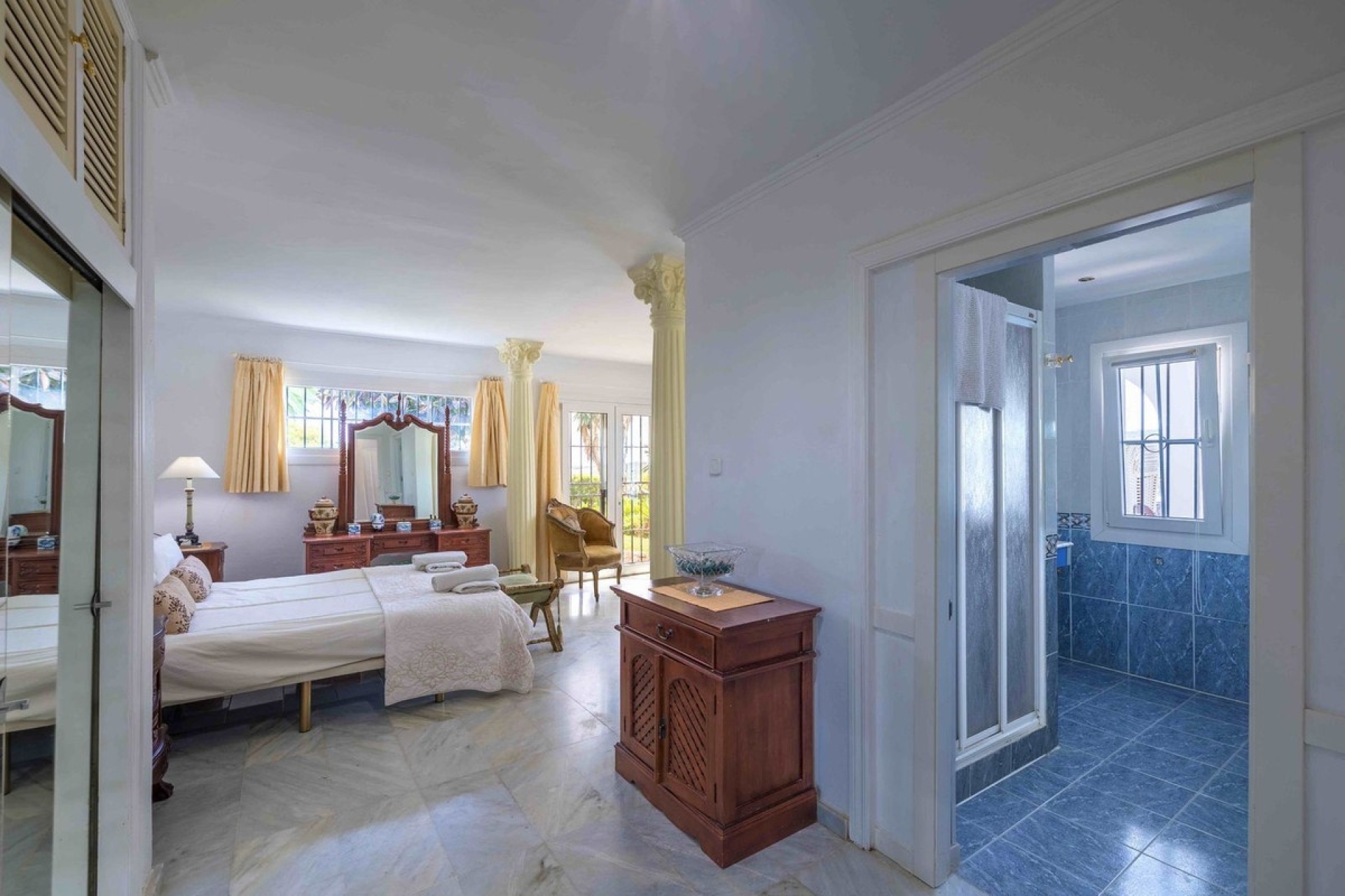 Resale - Villa - Estepona - Estepona Centro