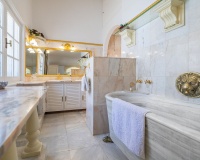 Resale - Villa - Estepona - Estepona Centro