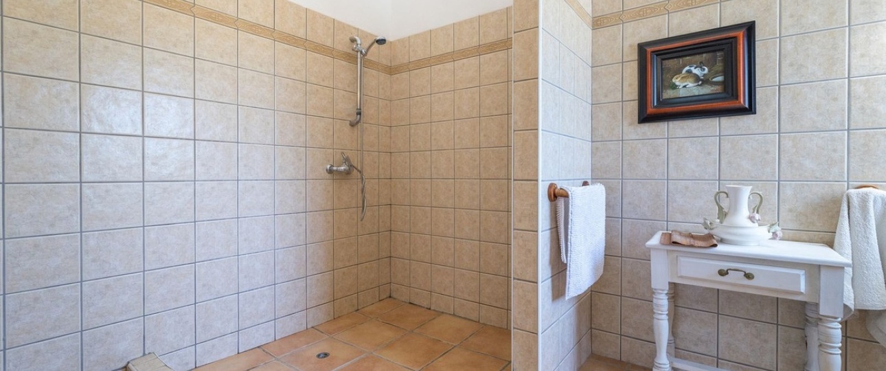Resale - Villa - Estepona - Estepona Centro