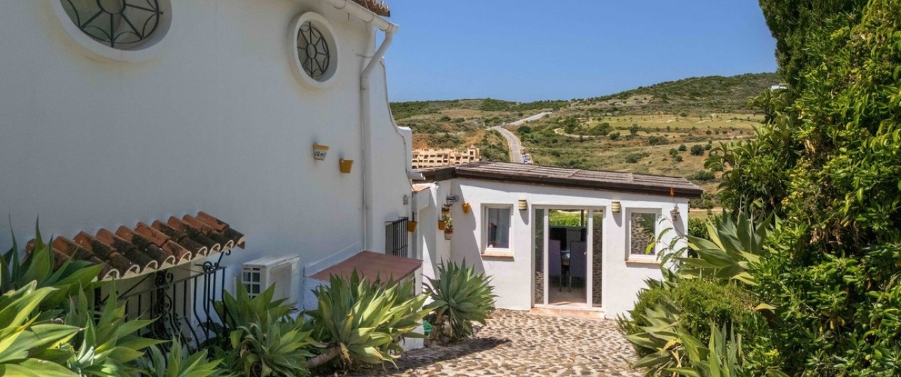Resale - Villa - Estepona - Estepona Centro