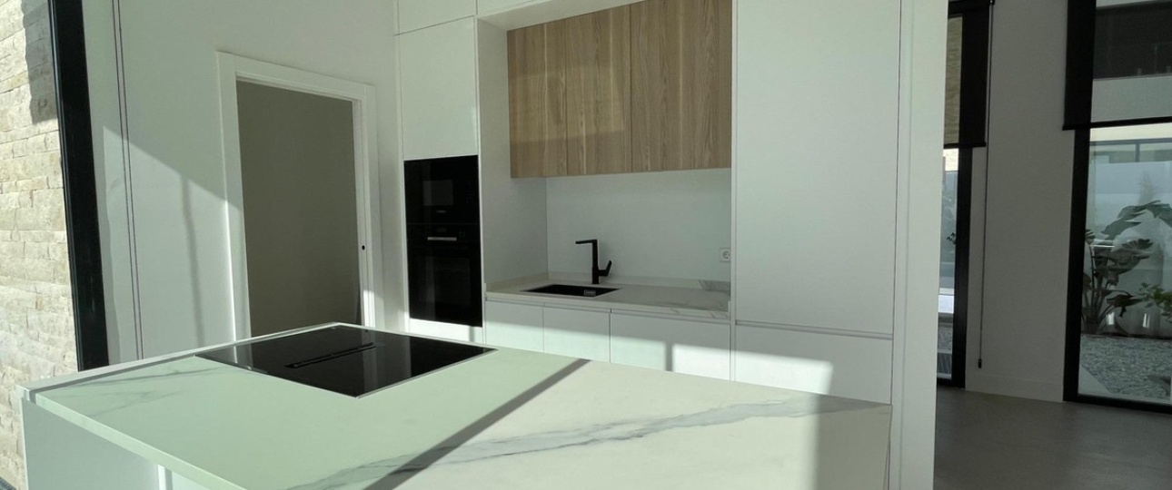Resale - Villa - Estepona - Estepona Centro