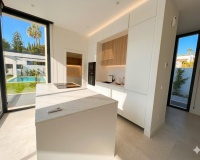 Resale - Villa - Estepona - Estepona Centro