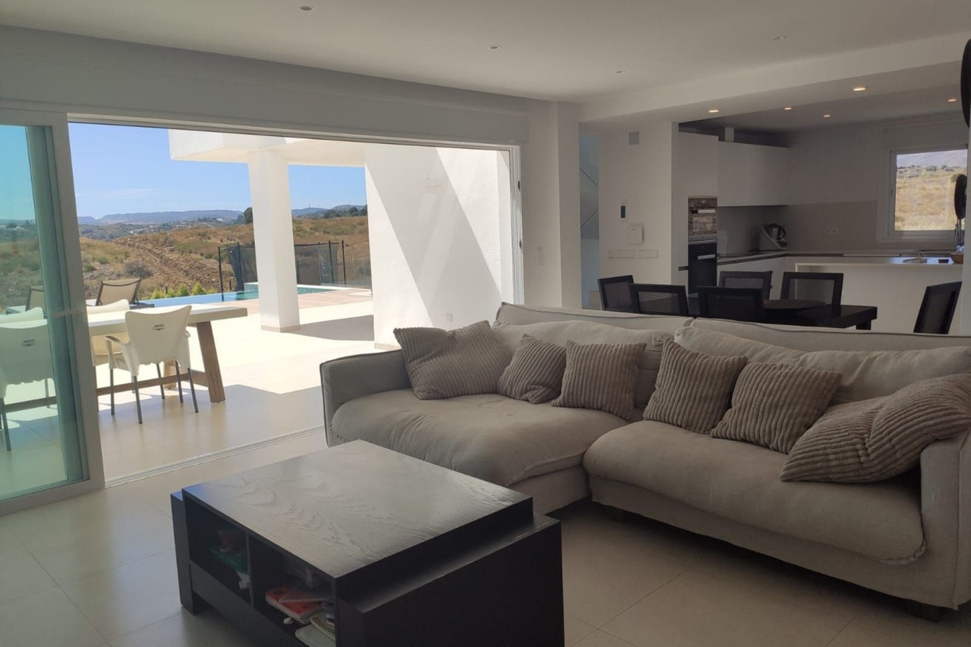 Resale - Villa - Estepona - Estepona Centro