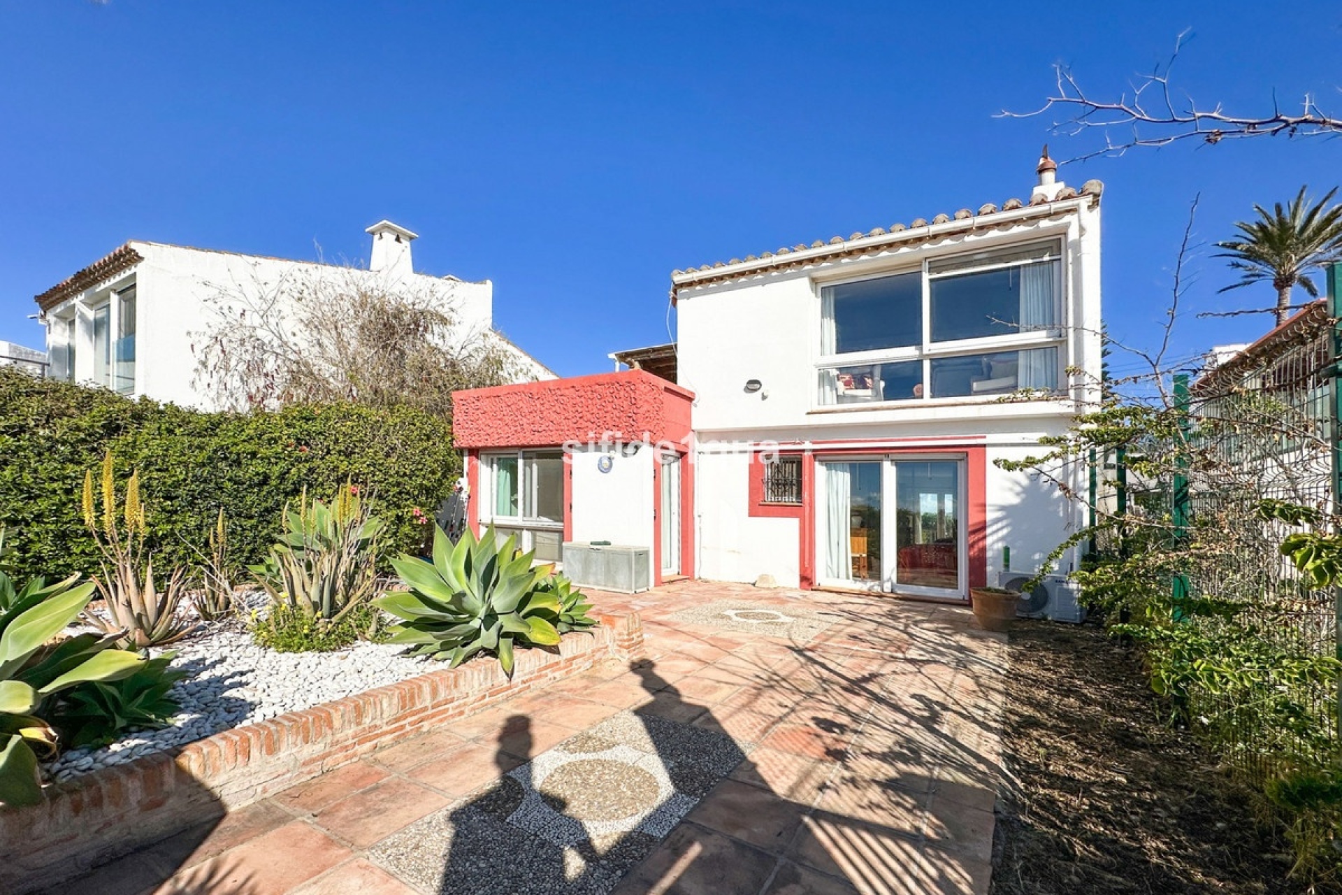 Resale - Villa - Estepona - Estepona Centro