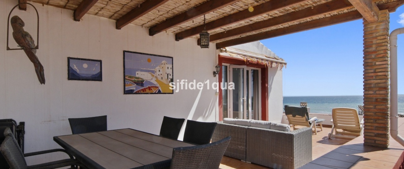 Resale - Villa - Estepona - Estepona Centro