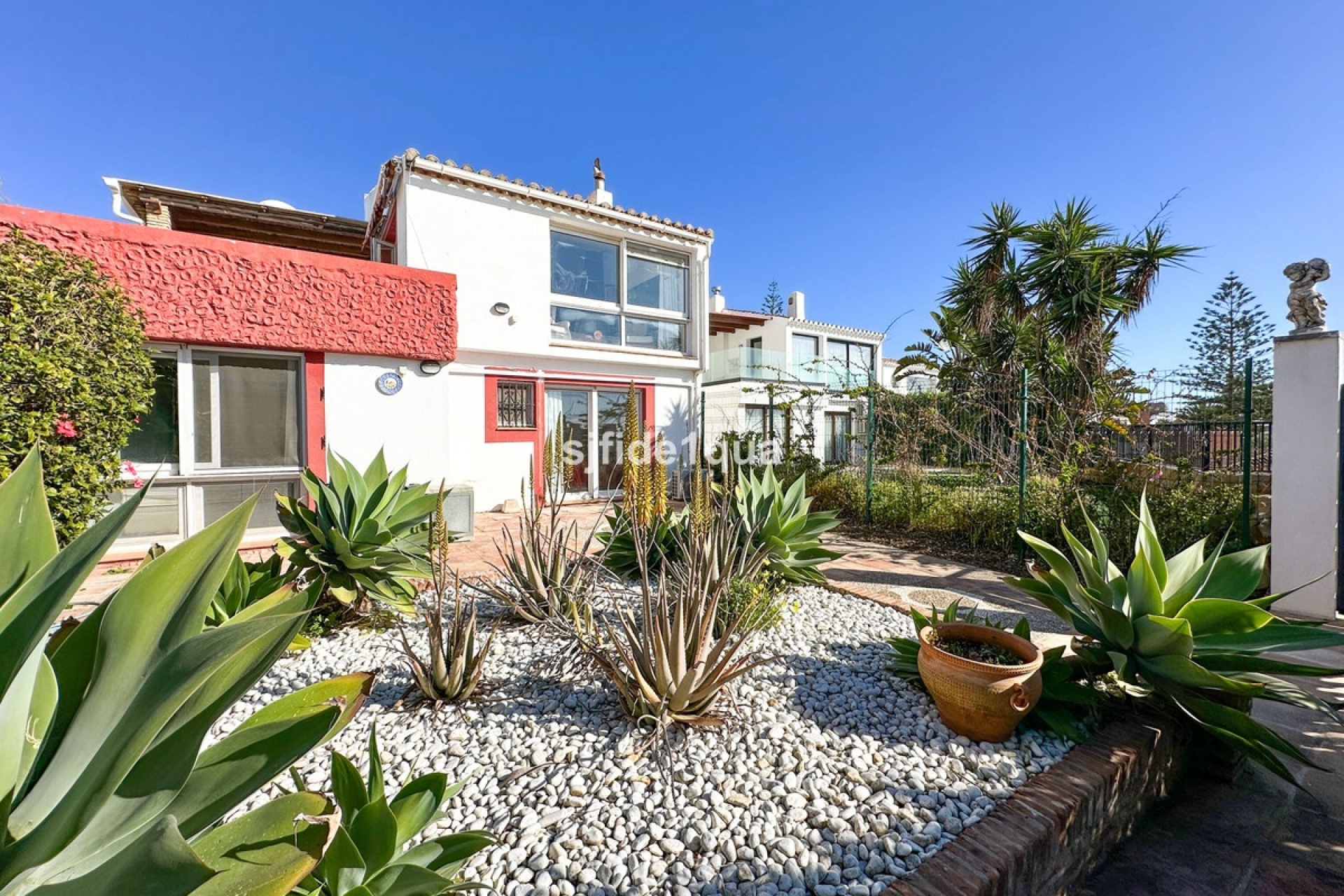 Resale - Villa - Estepona - Estepona Centro