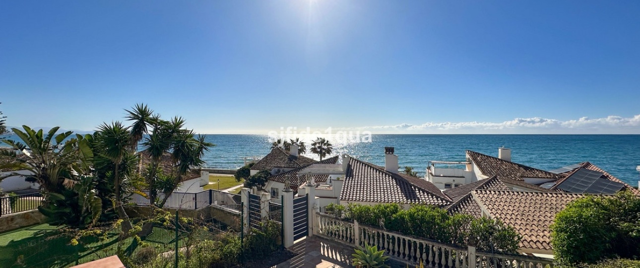 Resale - Villa - Estepona - Estepona Centro