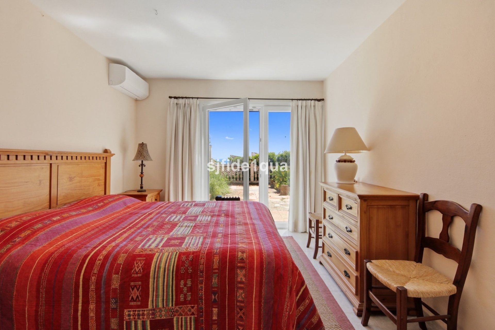 Resale - Villa - Estepona - Estepona Centro