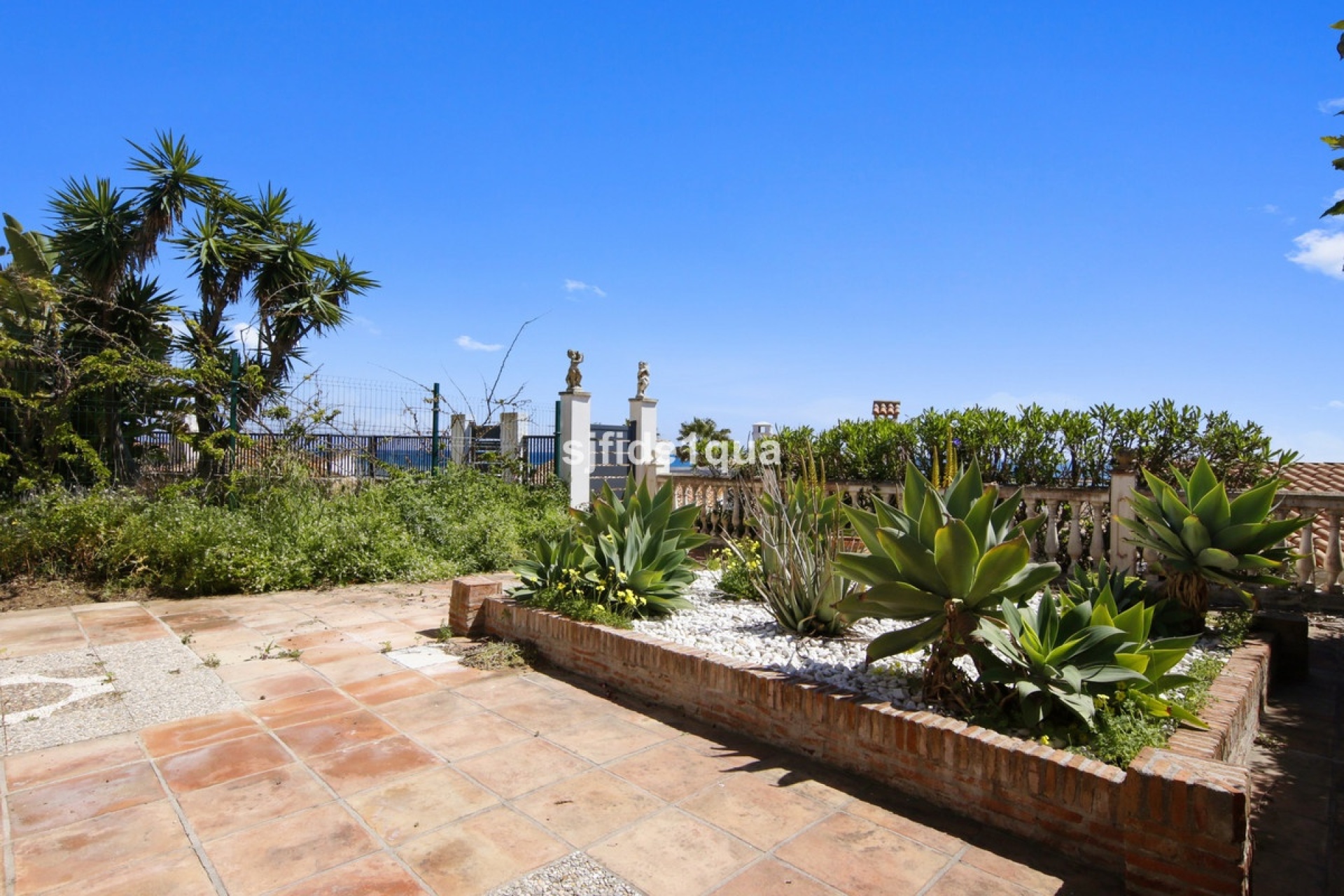 Resale - Villa - Estepona - Estepona Centro