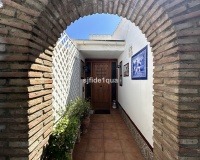 Resale - Villa - Estepona - Estepona Centro