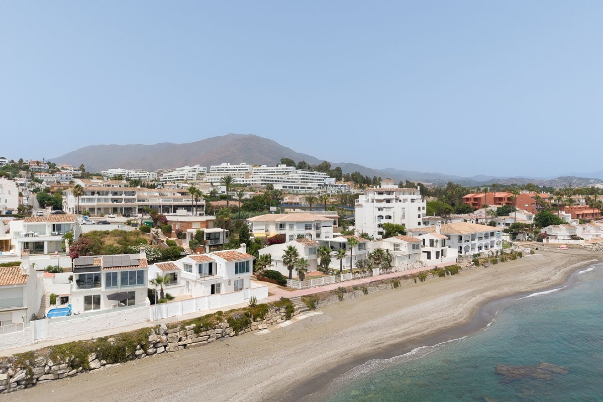 Resale - Villa - Estepona - Estepona Centro