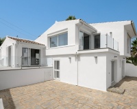 Resale - Villa - Estepona - Estepona Centro