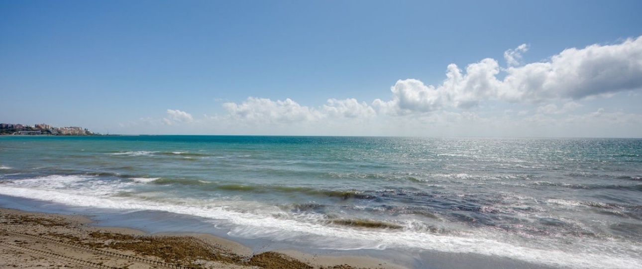 Resale - Villa - Estepona - Estepona Centro