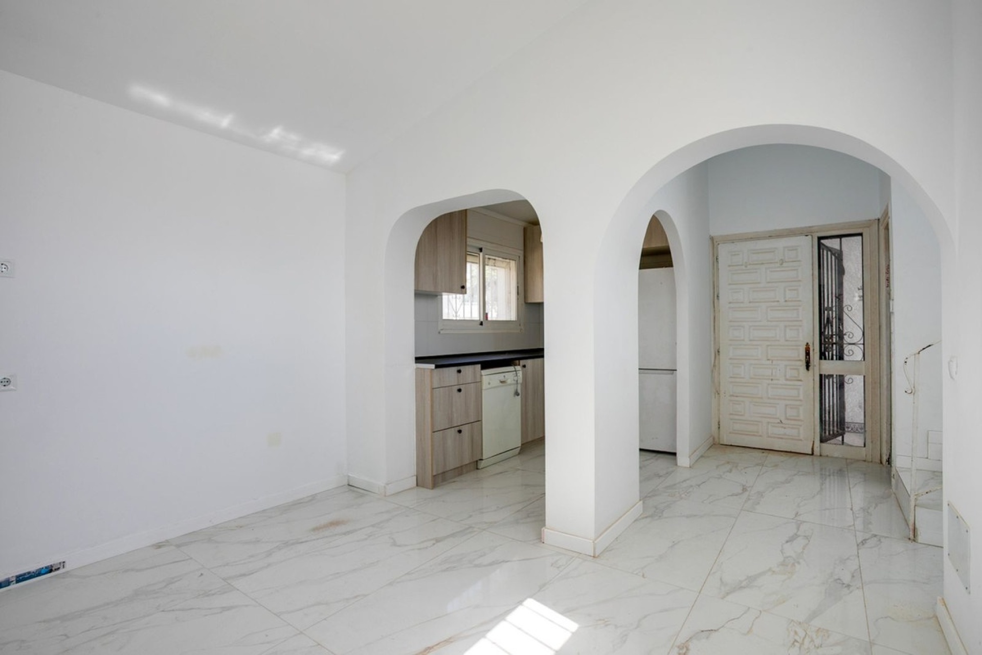 Resale - Villa - Estepona - Estepona Centro