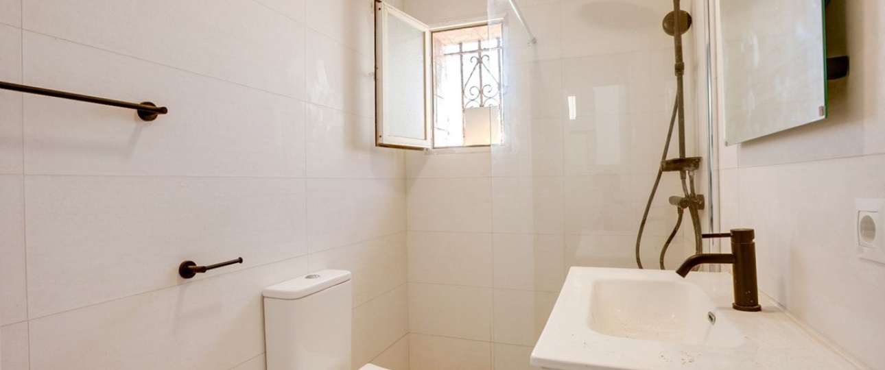 Resale - Villa - Estepona - Estepona Centro