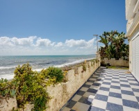 Resale - Villa - Estepona - Estepona Centro