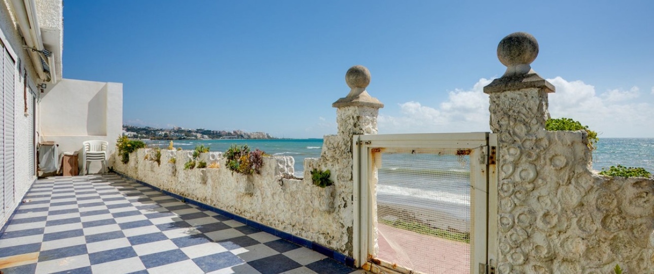 Resale - Villa - Estepona - Estepona Centro
