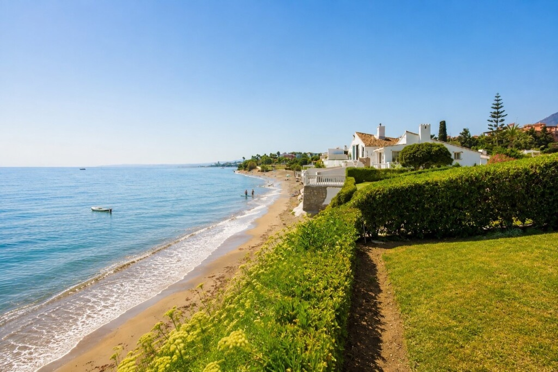 Resale - Villa - Estepona - Estepona Centro