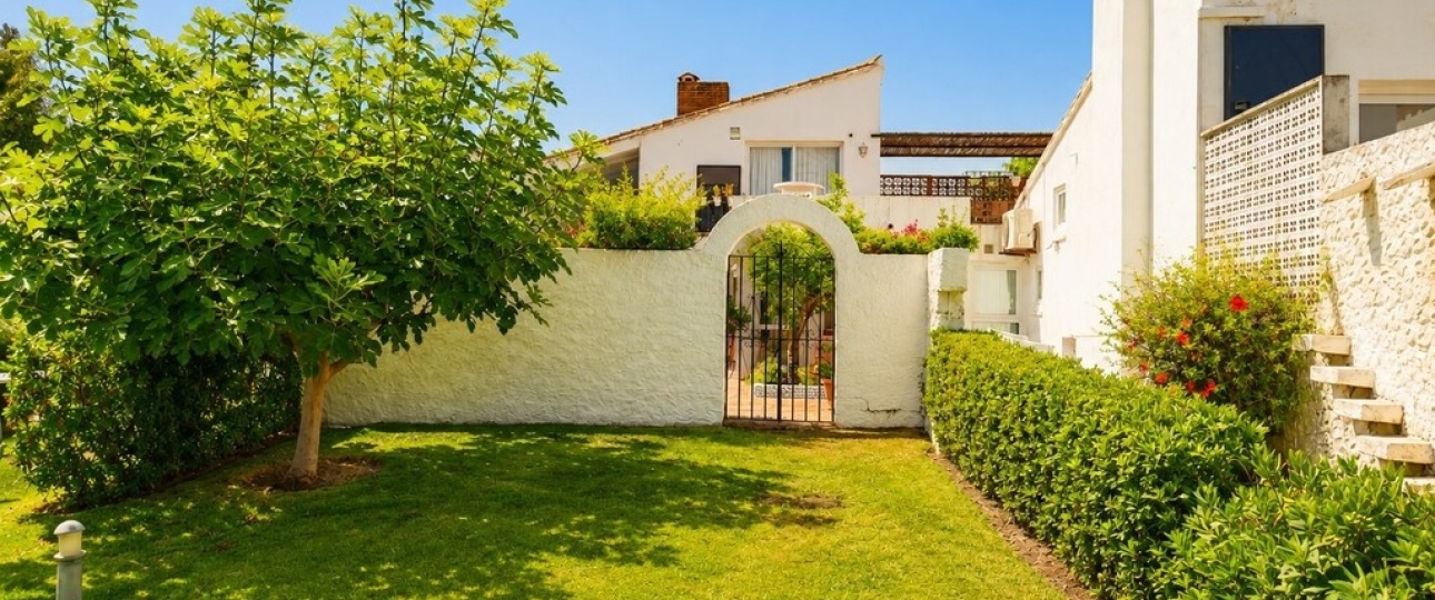 Resale - Villa - Estepona - Estepona Centro