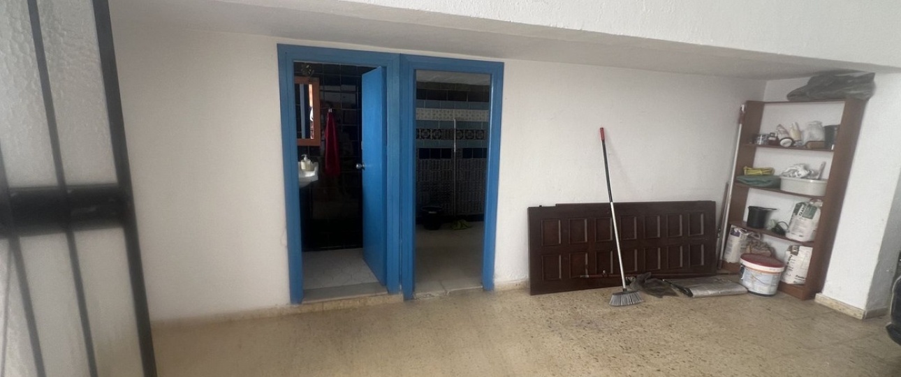 Resale - Villa - Estepona - Estepona Centro