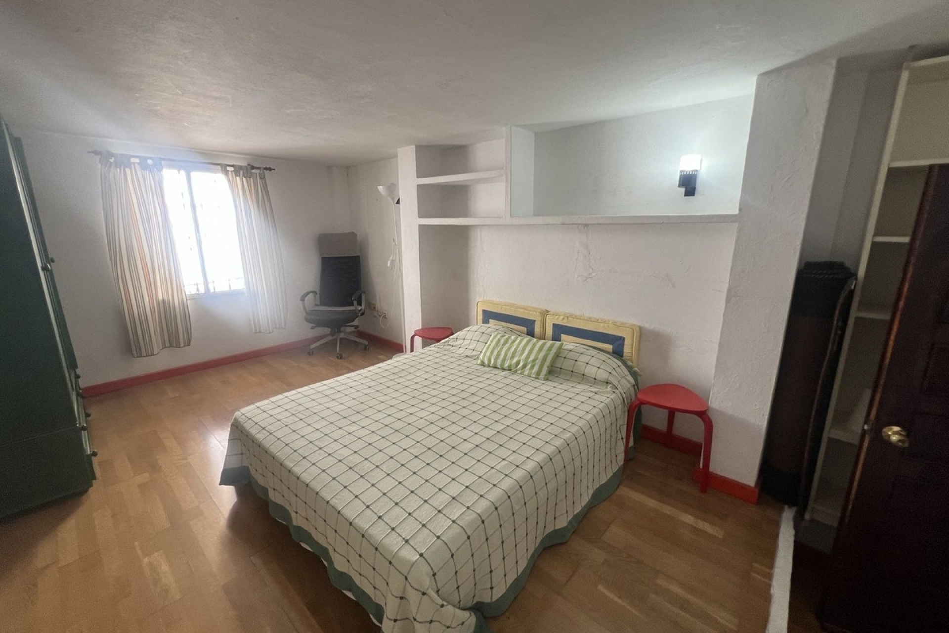 Resale - Villa - Estepona - Estepona Centro