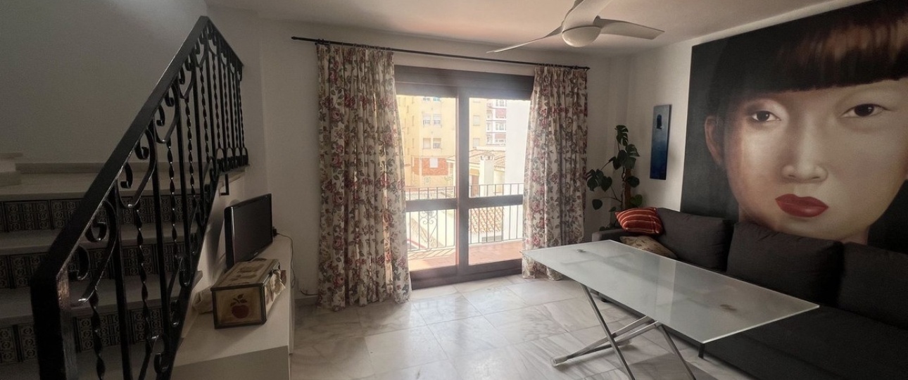 Resale - Villa - Estepona - Estepona Centro