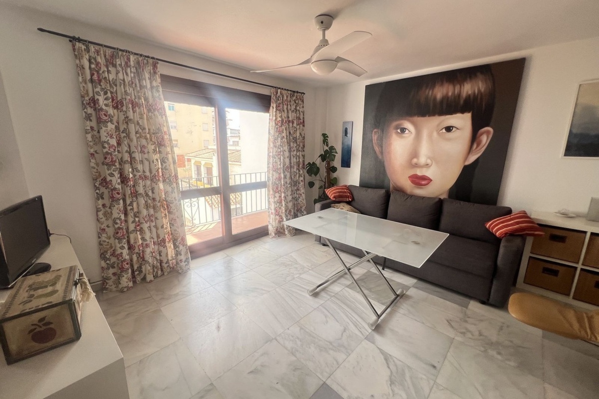 Resale - Villa - Estepona - Estepona Centro