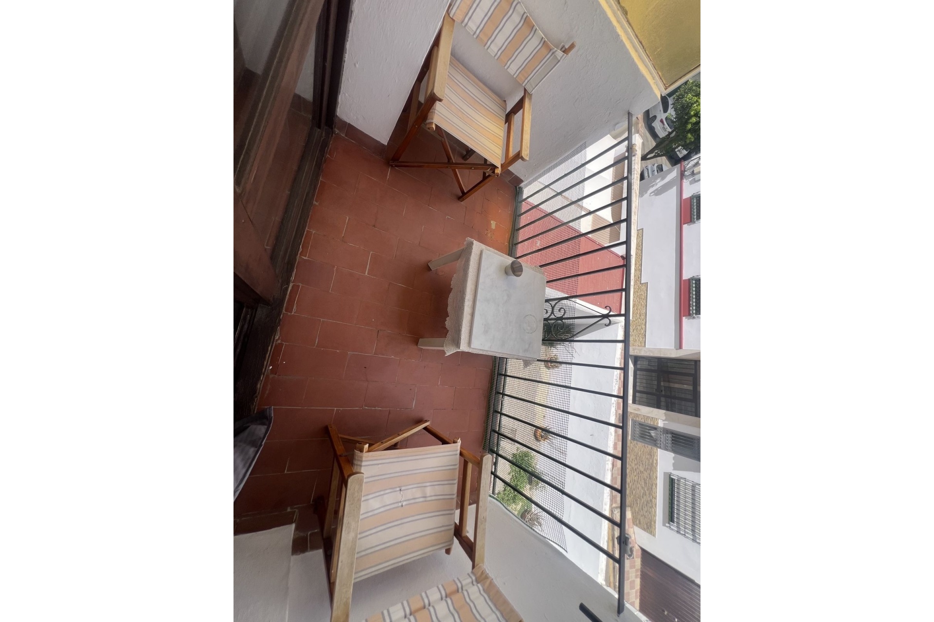 Resale - Villa - Estepona - Estepona Centro