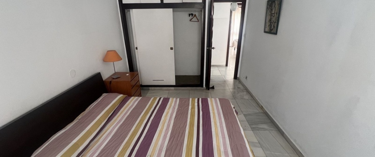 Resale - Villa - Estepona - Estepona Centro