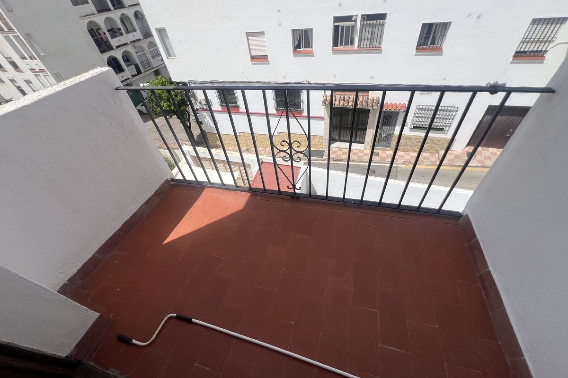 Resale - Villa - Estepona - Estepona Centro