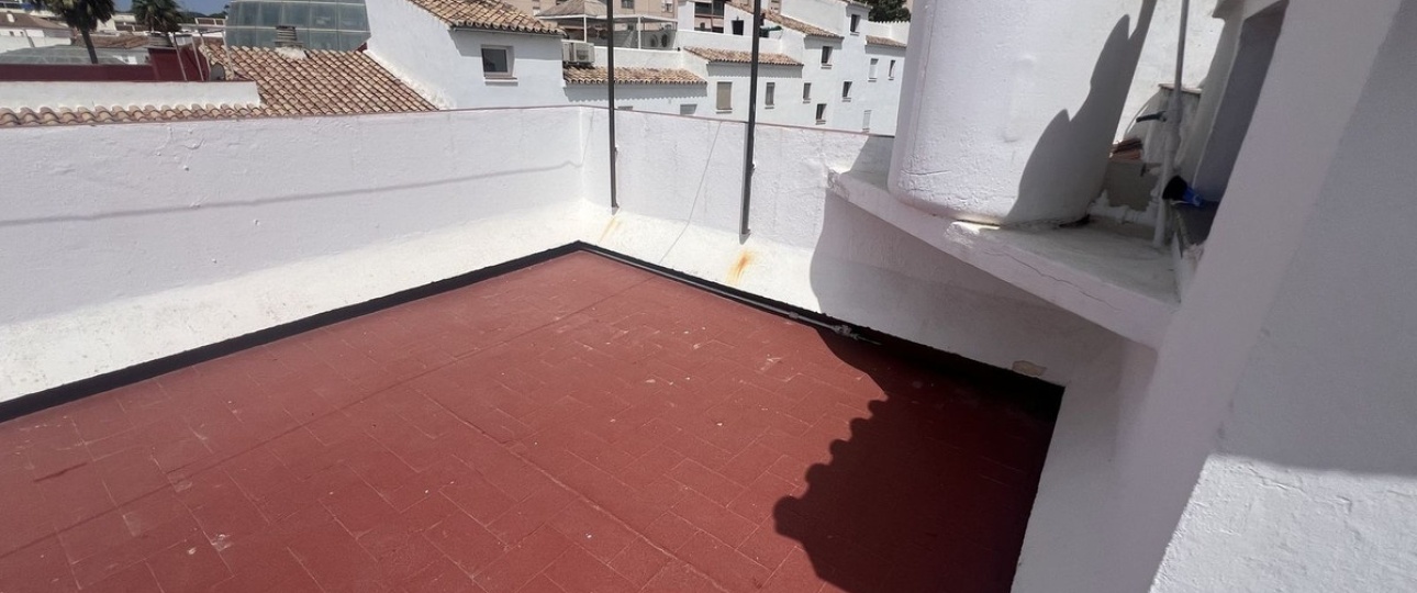 Resale - Villa - Estepona - Estepona Centro