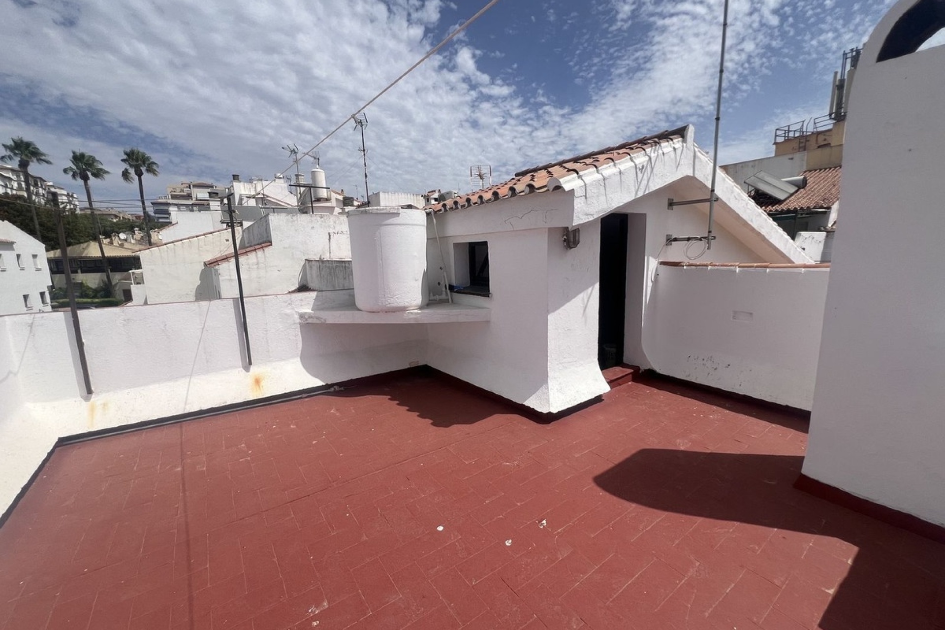 Resale - Villa - Estepona - Estepona Centro