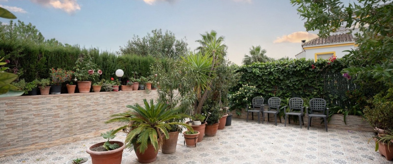 Resale - Villa - Estepona - Estepona Centro
