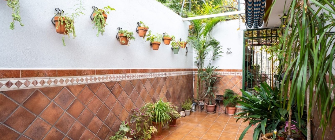Resale - Villa - Estepona - Estepona Centro
