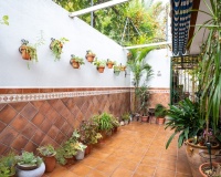 Resale - Villa - Estepona - Estepona Centro