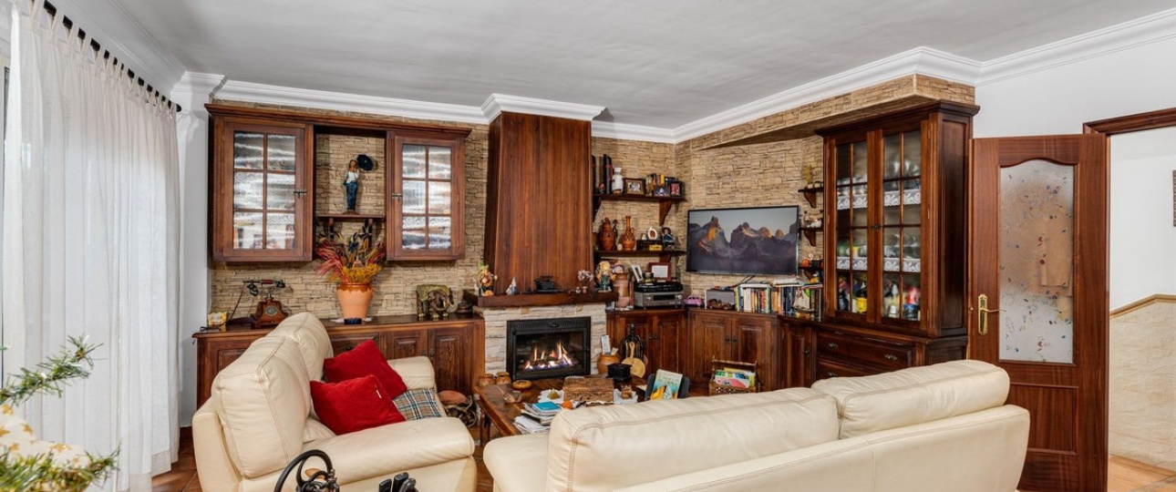 Resale - Villa - Estepona - Estepona Centro