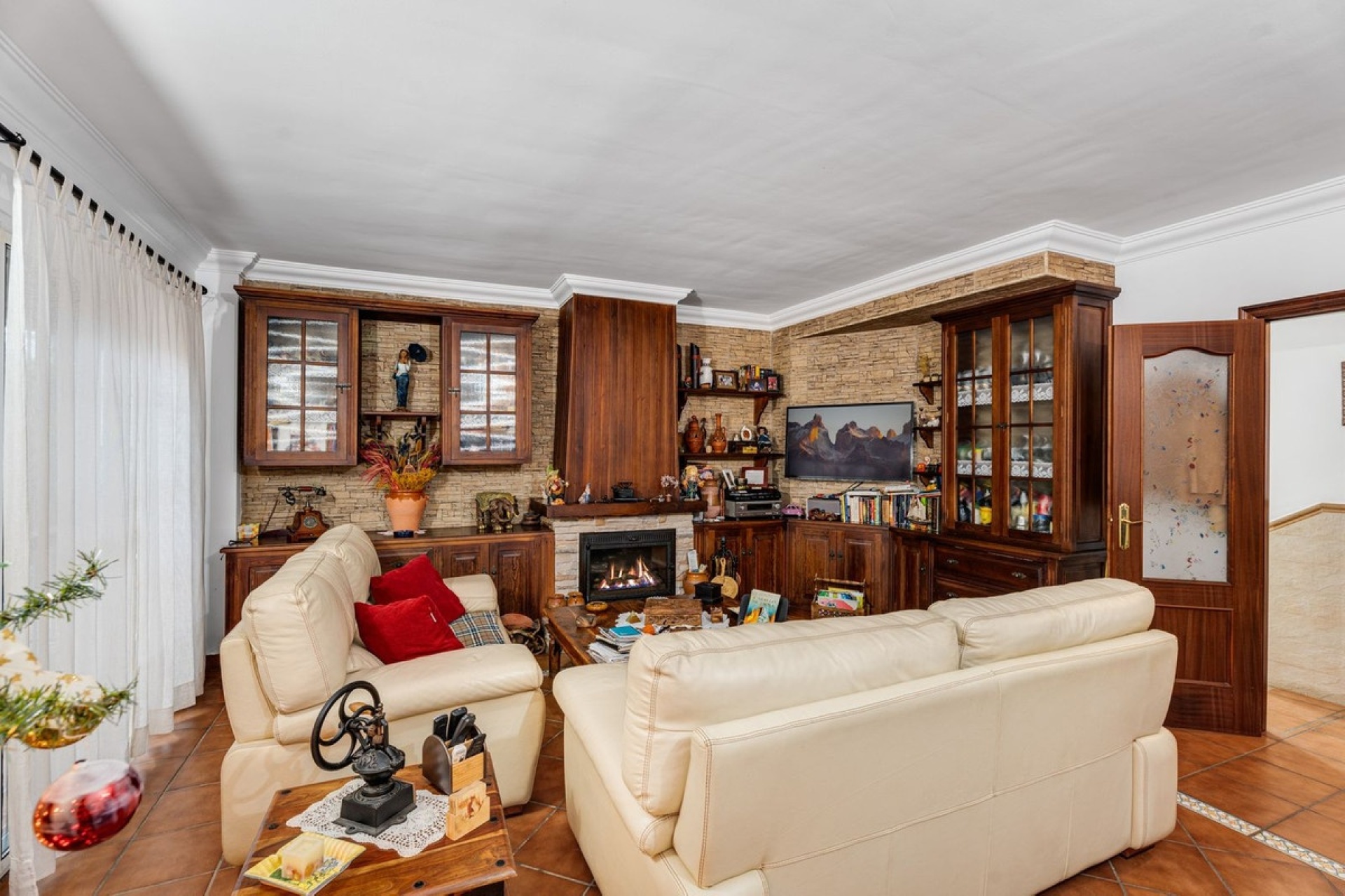 Resale - Villa - Estepona - Estepona Centro