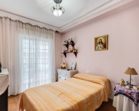 Resale - Villa - Estepona - Estepona Centro