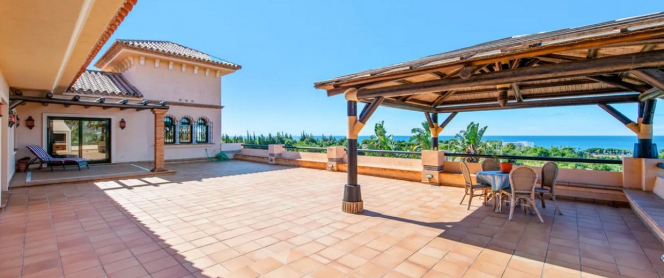 Resale - Villa - Estepona - Estepona Centro