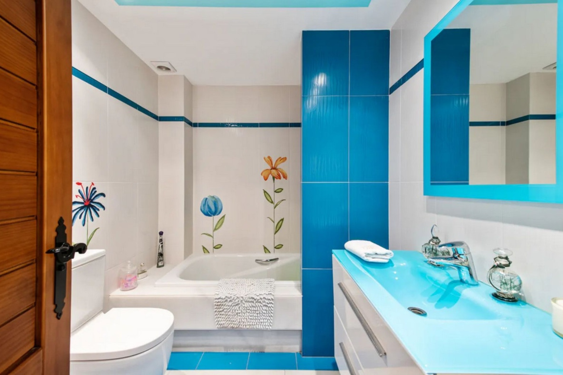 Resale - Villa - Estepona - Estepona Centro