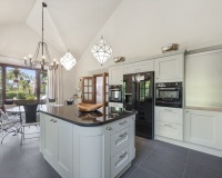 Resale - Villa - Estepona - Estepona Centro