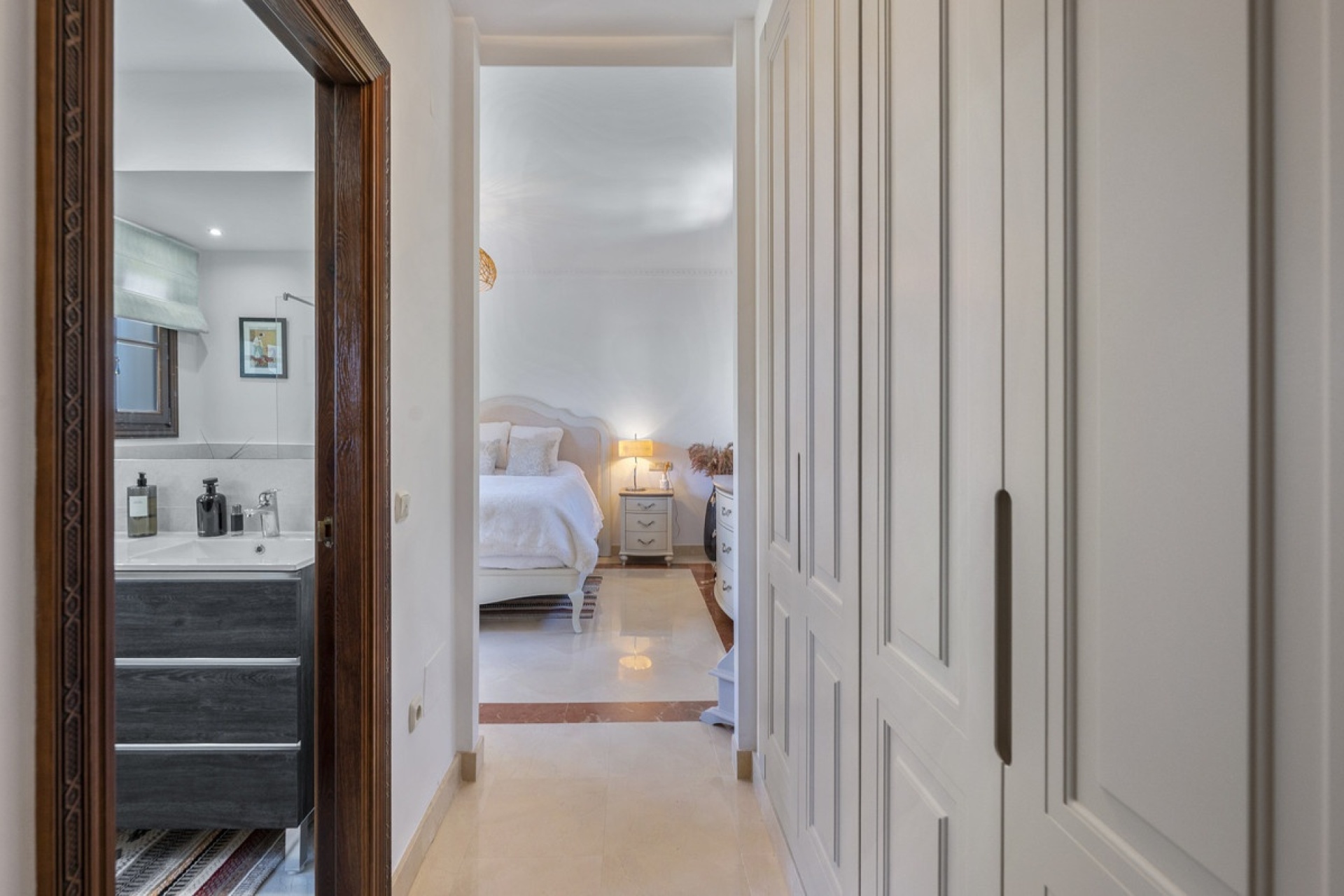 Resale - Villa - Estepona - Estepona Centro