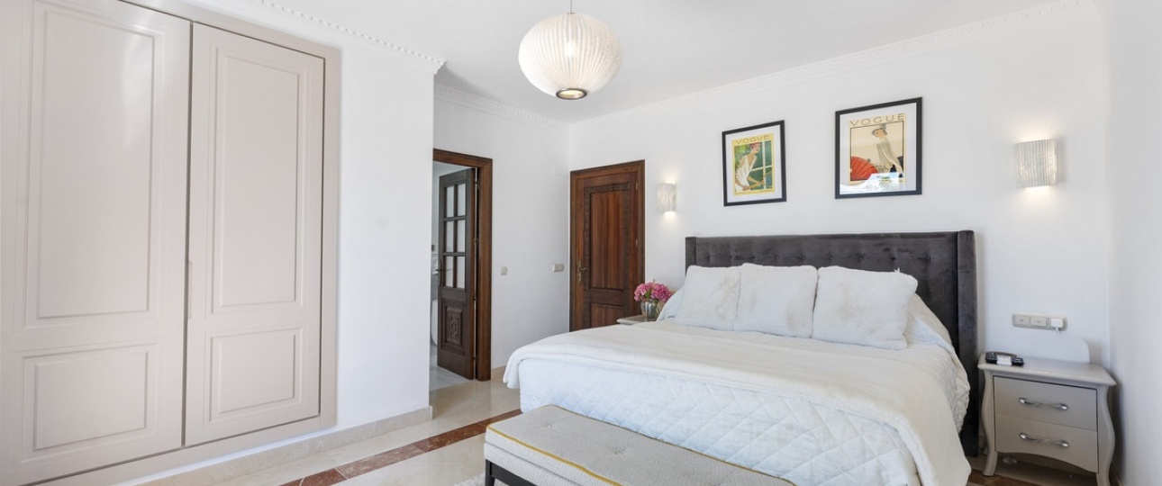 Resale - Villa - Estepona - Estepona Centro