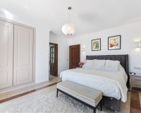 Resale - Villa - Estepona - Estepona Centro