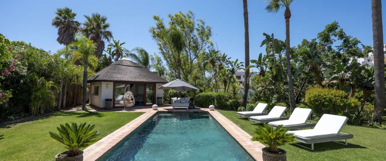 Resale - Villa - Estepona - Estepona Centro