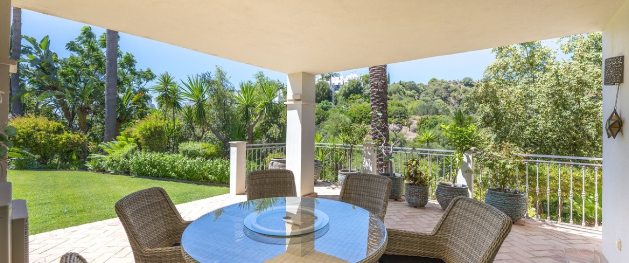 Resale - Villa - Estepona - Estepona Centro